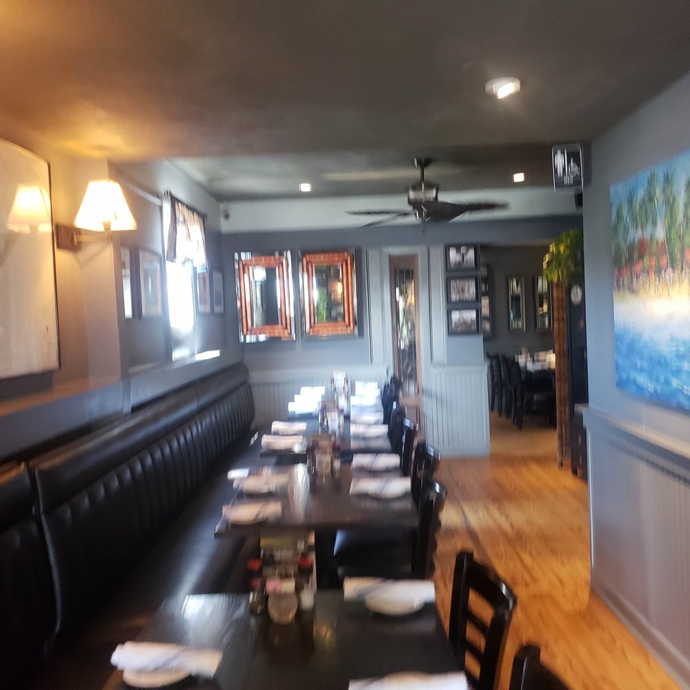 Havana's - A larger interior dining area - Seafood Near Me - Carolina Beach, North Carolina Havana's - A larger interior dining area - Seafood Near Me - Carolina Beach, North Carolina