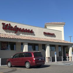 Walgreens - In Floral, by 99