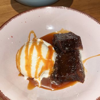 qq asian kitchen - Caramel date cake - Asian Fusion Near Me - Praha 2, Puerto Rico qq asian kitchen - Caramel date cake - Asian Fusion Near Me - Praha 2, Puerto Rico