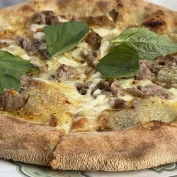 Doppio - Sausage and potato pizza special