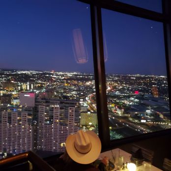 Chart House - View - Seafood Near Me - San Antonio, Texas