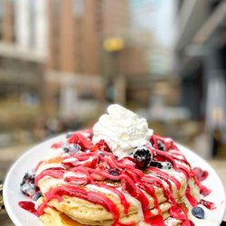 Honey Berry Pancakes and Café