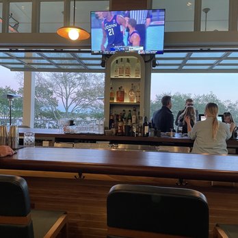 The Kingstide - Inside - Seafood Near Me - Island, South Carolina The Kingstide - Inside - Seafood Near Me - Island, South Carolina