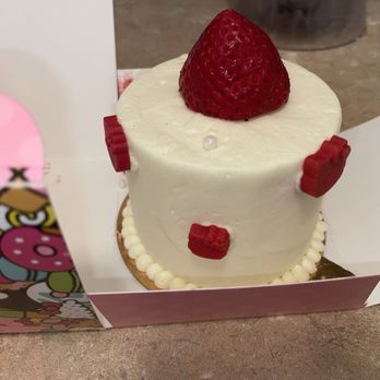 Hello Kitty Cafe - Cafes Near Me - Irvine, California