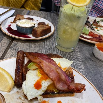 The Aussie Grind - Cafes Near Me - Frisco, Texas