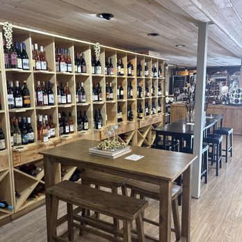 Mindpower Gallery - Wine bar out back - Art Galleries Near Me - Reedsport, Oregon