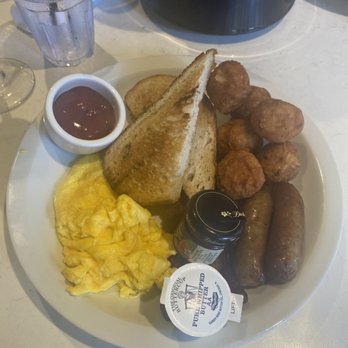 Hubbard Inn - Deuces Wild/Basic Breakfast - Bars Near Me - Chicago, Illinois
