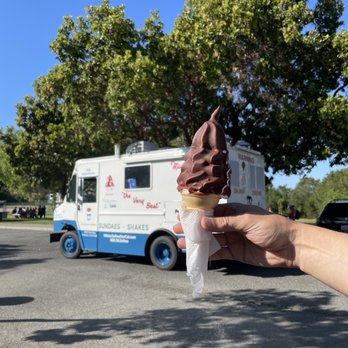 Mister Softee NorCal - Chocolate dipped vanilla ice cream - Ice Cream & Frozen Yogurt Near Me Mister Softee NorCal - Chocolate dipped vanilla ice cream - Ice Cream & Frozen Yogurt Near Me
