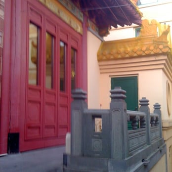 He Hua Temple - Buddhist Temples Near Me - Amsterdam, New Hampshire