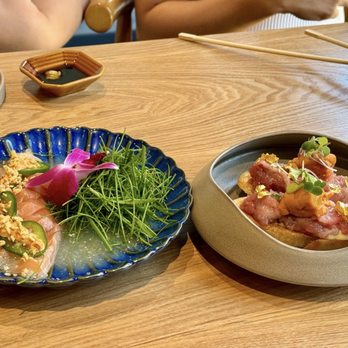 Hello Temaki - Sushi Bars Near Me - Elk Grove, California
