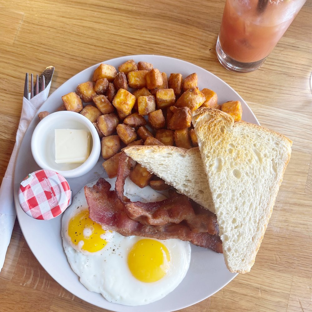 Snakes & Lattes Tucson - Classic Breakfast - New American Near Me - Tucson, Arizona