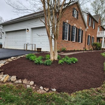 Leo Lawn Service - Lawn Services Near Me - Winchester, Virginia Leo Lawn Service - Lawn Services Near Me - Winchester, Virginia