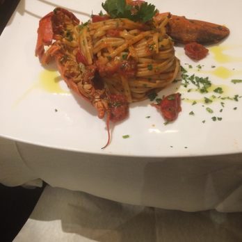 Da Trani - Amazing food with interesting designs but portions are huge - Seafood Near Me - Rome, RM Da Trani - Amazing food with interesting designs but portions are huge - Seafood Near Me - Rome, RM