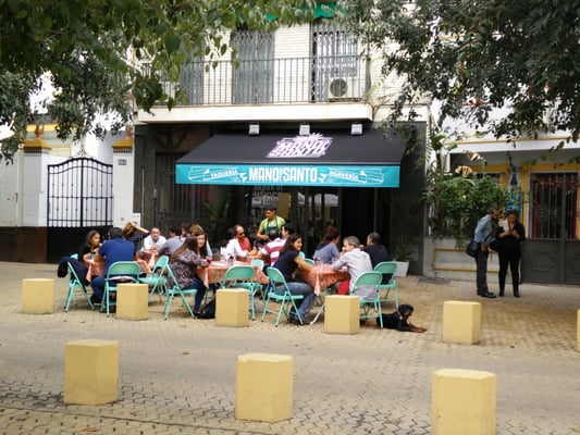 Mano De Santo by null