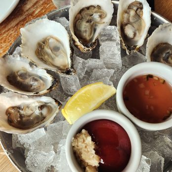 Heirloom - Wine Bars Near Me - Virginia Beach, Virginia