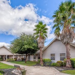 River Hills Health & Rehabilitation Center