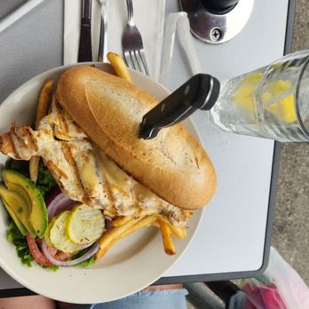 Tognazzini's Dockside - Grilled chicken sandwhich... My daughter said it was delicious - Seafood Near Me - Morro Bay, California