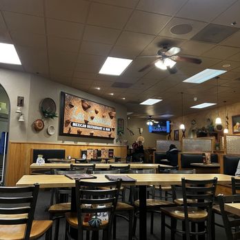 Las Casuelas - Inside - Mexican Near Me - Modesto, California Las Casuelas - Inside - Mexican Near Me - Modesto, California