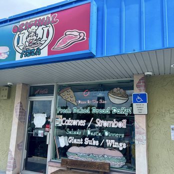 Original Pizza II - The outside - Pizza Near Me - Pinellas Park, Florida