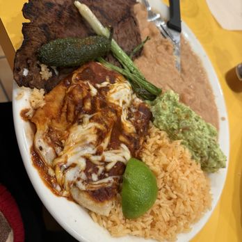 El 7 Mares Express - La Tampiquena! Lo Mejor! - Mexican Near Me - Downey, California