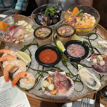 Limón - Seafood platter - Peruvian Near Me - Mountain View, California