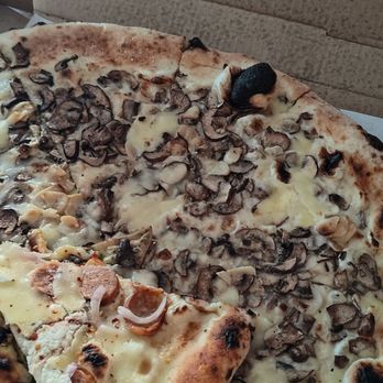 Pizza Rubato Napoletana - Pizza Near Me - Vancouver, British Columbia Pizza Rubato Napoletana - Pizza Near Me - Vancouver, British Columbia
