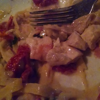 Rumrunners - "Chicken breast" in the Chicken Alfredo carbonara... like the mystery chicken chunks in old school canned chicken noodle soup. - Seafood Near Me - Cape Coral, Florida Rumrunners - "Chicken breast" in the Chicken Alfredo carbonara... like the mystery chicken chunks in old school canned chicken noodle soup. - Seafood Near Me - Cape Coral, Florida