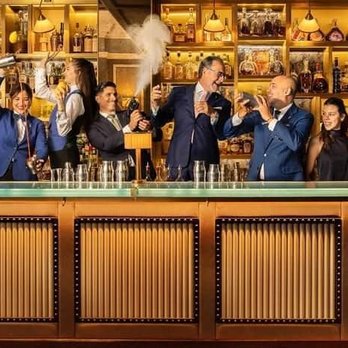 Donovan Bar - Bars Near Me - London, XGL