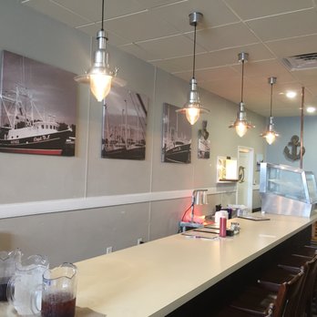 Mayo's Seafood Restaurant - A clean, nice lunch counter awaits. - Seafood Near Me - Bayboro, North Carolina Mayo's Seafood Restaurant - A clean, nice lunch counter awaits. - Seafood Near Me - Bayboro, North Carolina
