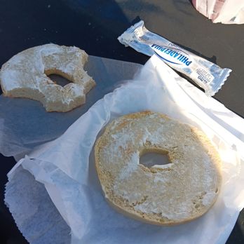 Queen's Donut - Regular bagel & cream cheese - Donuts Near Me - Lawndale, California Queen's Donut - Regular bagel & cream cheese - Donuts Near Me - Lawndale, California