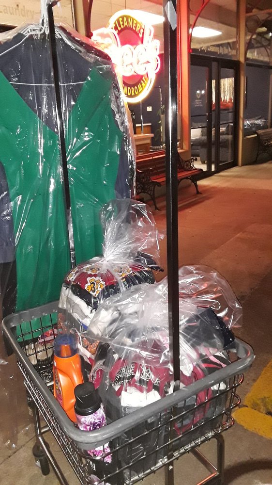 DEE’S CLEANERS & LAUNDROMAT 12 Photos & 19 Reviews 2380 Dixwell Ave