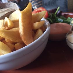 Barney's Bites & Beers - Frites