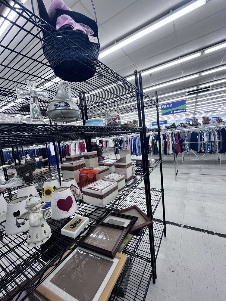 GOODWILL STORE & DONATION CENTER Updated September 2024 15 Photos