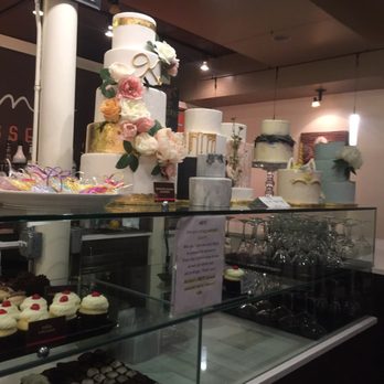 Crème - More pictures - Desserts Near Me - Des Moines, Iowa Crème - More pictures - Desserts Near Me - Des Moines, Iowa