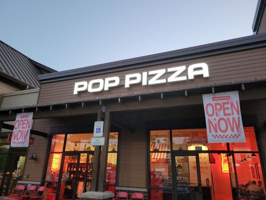 Pop Pizza by null