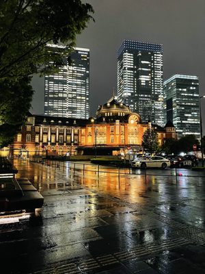 The Tokyo Station Hotel by null