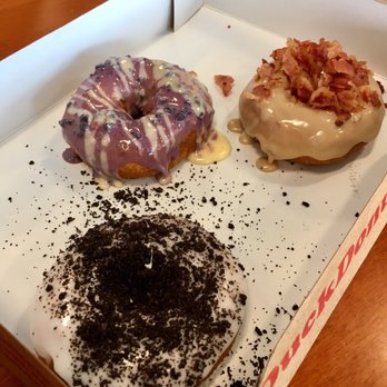Duck Donuts - Maple bacon, Oreo and blueberry lemon - Donuts Near Me - Charleston, South Carolina Duck Donuts - Maple bacon, Oreo and blueberry lemon - Donuts Near Me - Charleston, South Carolina