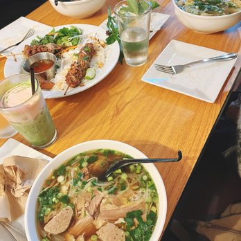 Pho Laday - P7. Ph Chn B Vin / Brisket & Meatball (L), P8. Ph G / Pho Chicken (L), P9. Ph Veggie (L) - Vietnamese Near Me - Mukilteo, Washington