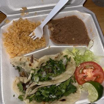 El Ranchito - Barbacoa taco plate - Mexican Near Me - Dallas, Texas El Ranchito - Barbacoa taco plate - Mexican Near Me - Dallas, Texas