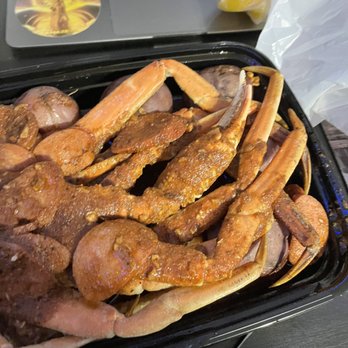 Crab Avenue - mild Cajun Garlic Butter Snow Crab Cluster Boil - Seafood Near Me - Glendale, California Crab Avenue - mild Cajun Garlic Butter Snow Crab Cluster Boil - Seafood Near Me - Glendale, California