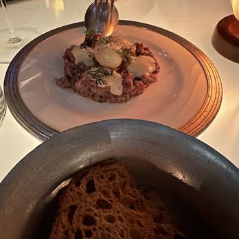 Carlotta - Restaurants Near Me - London, XGL
