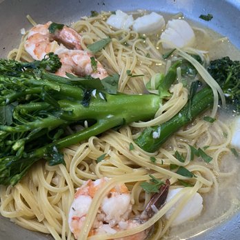 The Daily Catch - Shrimp & Scallop Broccoli - Italian Near Me - Boston, Massachusetts The Daily Catch - Shrimp & Scallop Broccoli - Italian Near Me - Boston, Massachusetts