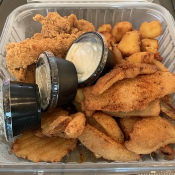 Chili's - Triple Dipper: Awesome Blossom Petals, Chicken Crispers, Crispy Cheddar Bites - American Near Me - Oceanside, California