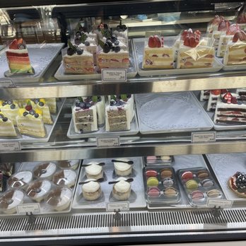 Paris Baguette - Bakeries Near Me - McLean, Virginia Paris Baguette - Bakeries Near Me - McLean, Virginia