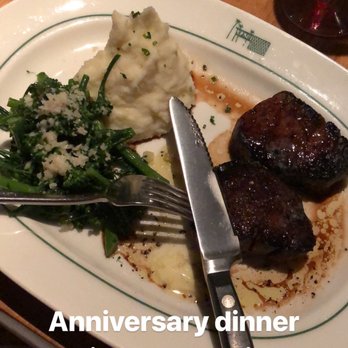 Hillstone Restaurant - New American Near Me - Bal Harbour, Florida