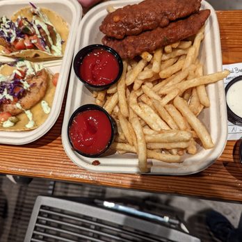 Wedo’s Tacos - Chicken Tenders (very good)
Fries (solid)
Fish Tacos (OK) - Food Trucks Near Me - Monterey, California Wedo’s Tacos - Chicken Tenders (very good)
Fries (solid)
Fish Tacos (OK) - Food Trucks Near Me - Monterey, California