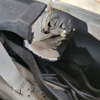 AAMCO Transmissions & Total Car Care - missing bolt to hold on left side bumper - Auto Repair Near Me - Texarkana, Arkansas AAMCO Transmissions & Total Car Care - missing bolt to hold on left side bumper - Auto Repair Near Me - Texarkana, Arkansas
