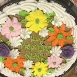 Riesbeck Food Markets - A poorly decorated cookie cake