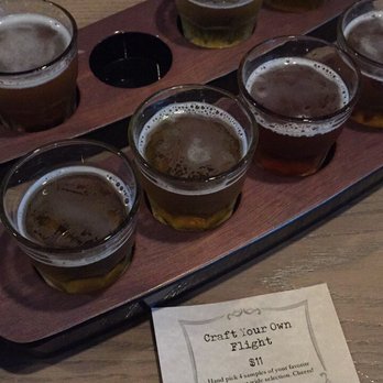 Redondo Beach Brewing - Beer flight - American Near Me - Redondo Beach, California Redondo Beach Brewing - Beer flight - American Near Me - Redondo Beach, California