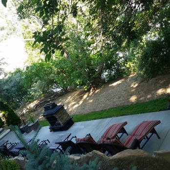 River Terrace Inn - Chill out next to the river - Hotels Near Me - Green River, Utah